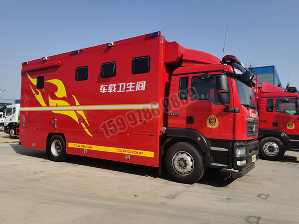 重汽汕德卡10坑位移動(dòng)廁所車圖片3